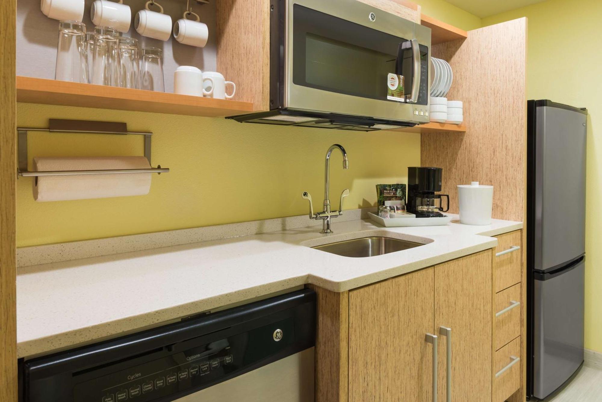 Home2 Suites By Hilton Buffalo Airport/ Galleria Mall Чіктоваґа Екстер'єр фото
