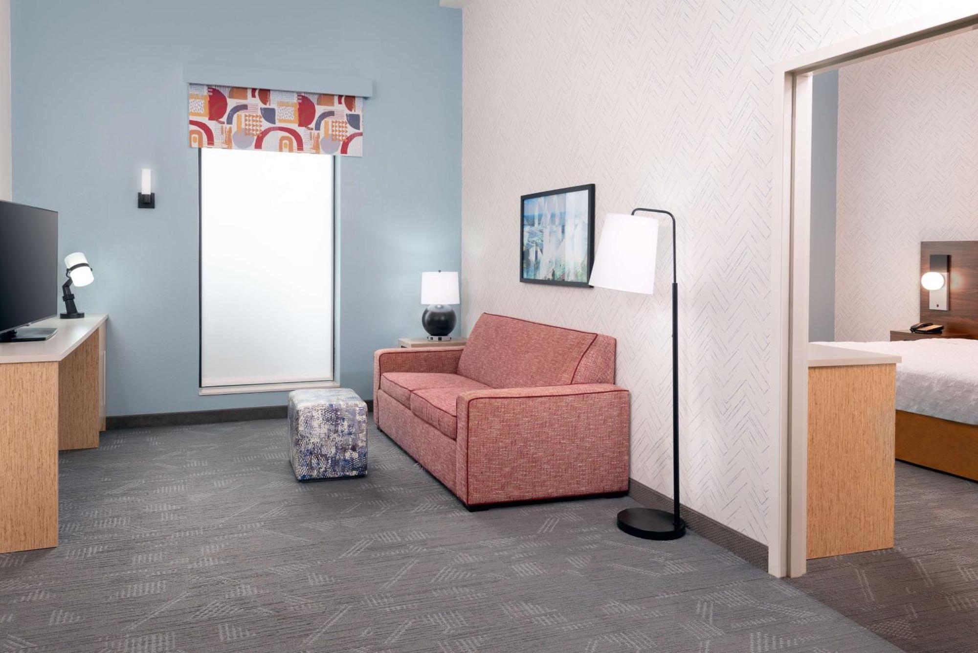 Home2 Suites By Hilton Buffalo Airport/ Galleria Mall Чіктоваґа Екстер'єр фото